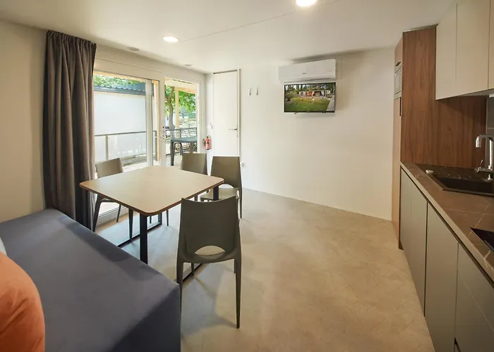 Premium Mobile Homes - Hotel & Resort Adria Ankaran